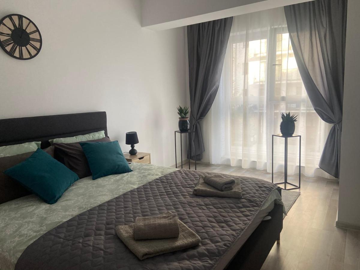 Divany Apartaments - Coresi Mall Брашов Екстериор снимка