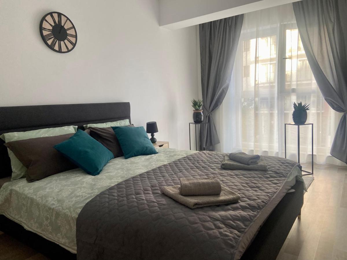 Divany Apartaments - Coresi Mall Брашов Екстериор снимка